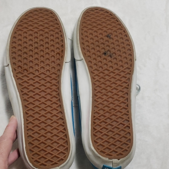 VANS Off The Wall Suede Skater Shoes - Picture 7 of 7